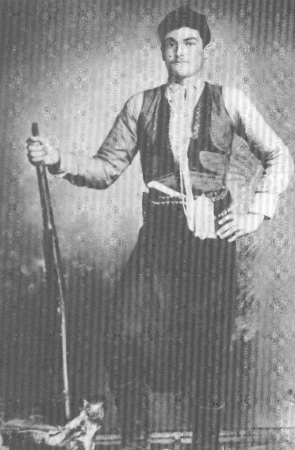 georgiakakis2.jpg (69584 bytes)