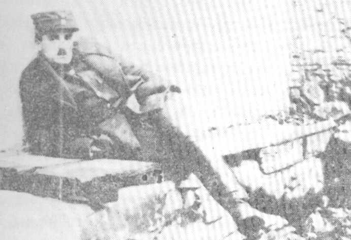 paterakis2.jpg (39218 bytes)